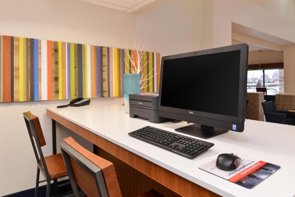 Holiday Inn Express & Suites RALEIGH NE - MEDICAL CTR AREA image 10