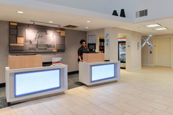 Holiday Inn Express & Suites RALEIGH NE - MEDICAL CTR AREA image 24